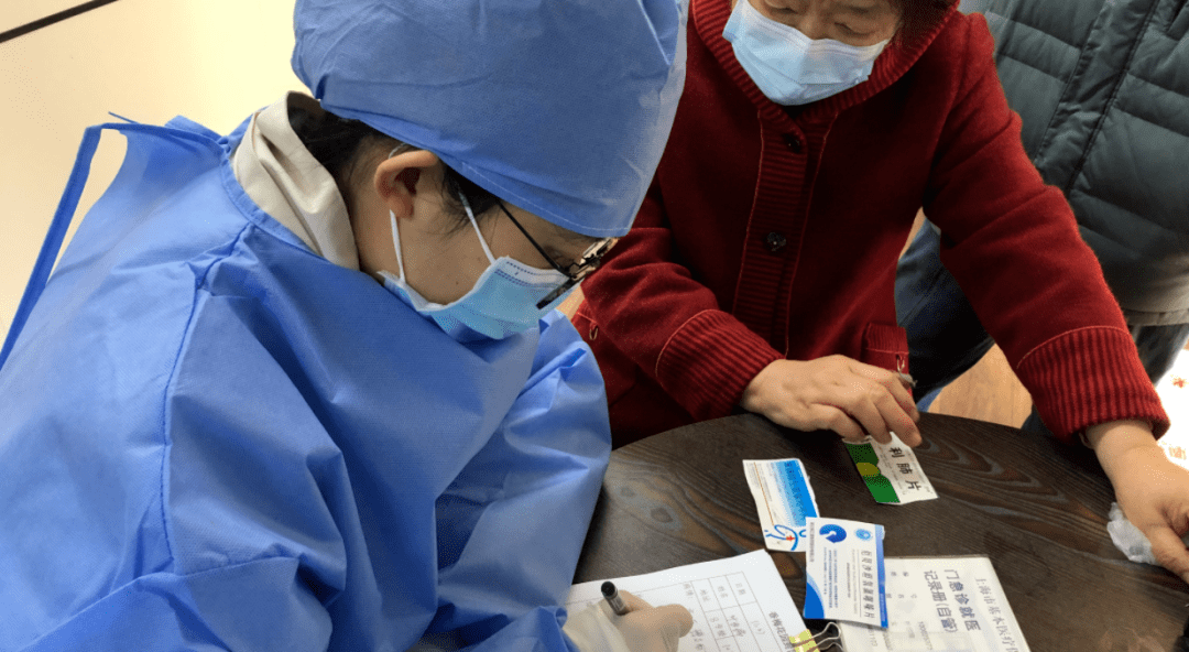 中山24小时套医保卡回收商家(急用钱24小时医保提取)